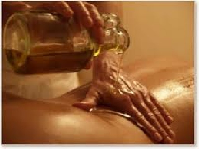 Foto 1 - Massagista - massagem em cotia